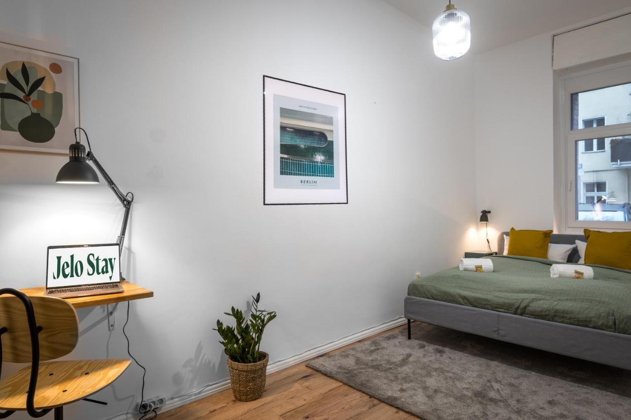 Super Zentral Super Schoener Altbau In Moabit Rostockerstrasse Im Herzen Von Berlin Fuer Bis Zu 6 Personen Exterior foto